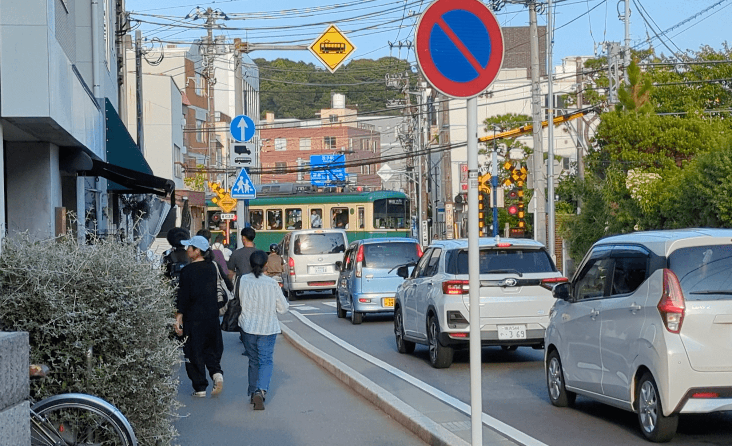 Kamakura street, walk in the afternoon