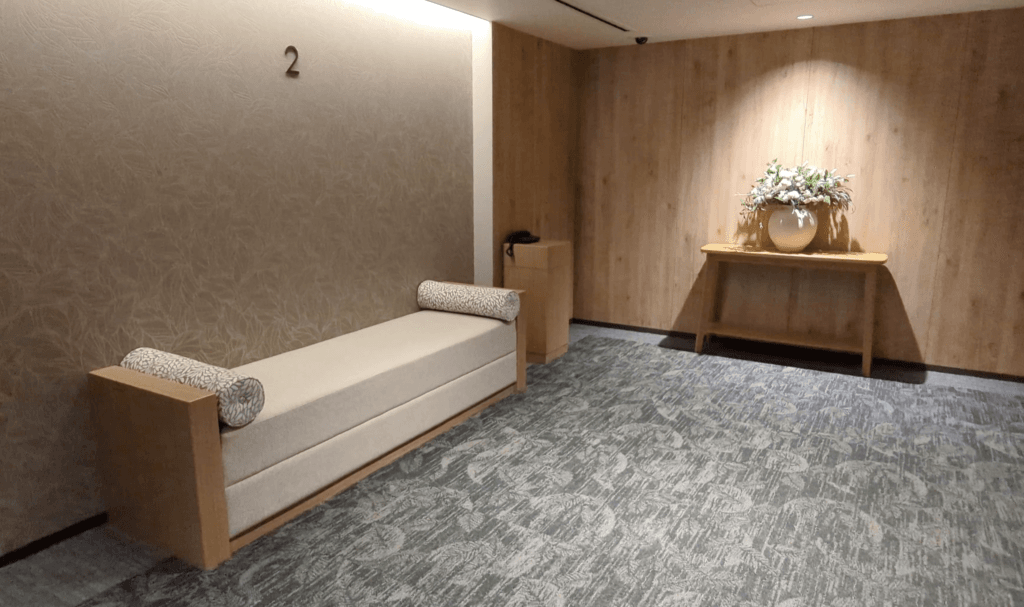 Lounge of Mitsui Garden Hotel Kashiwa-no-ha Park Side in Chiba, Japan, a PWD and senior-friendly hotel near National Cancer Center Hospital East.